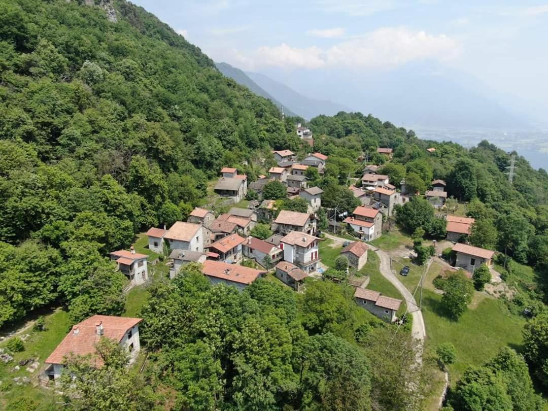 Casa Bucaneve & Ciclamino Gravedona Ngoại thất bức ảnh
